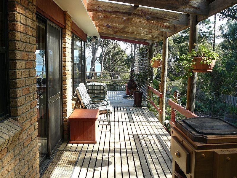 17 Peppermint Drive, White Beach TAS 7184