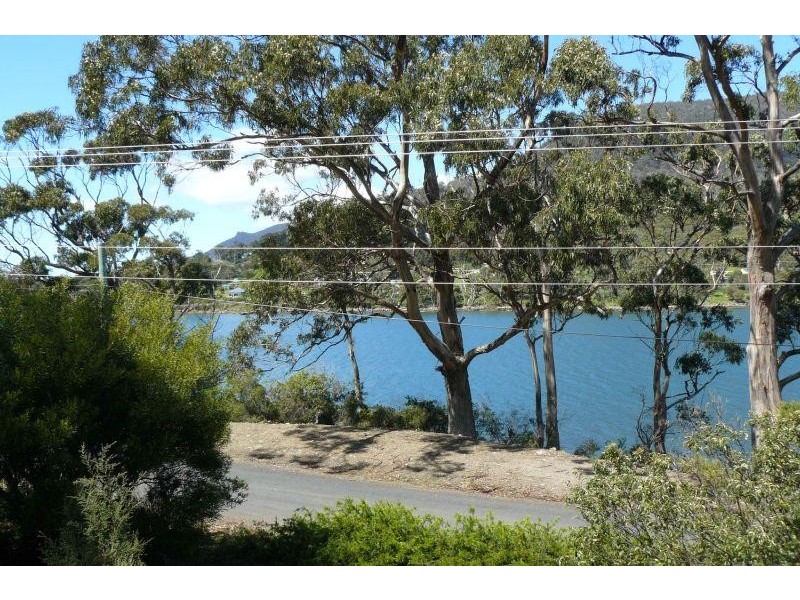 34 Old Jetty Road, Eaglehawk Neck TAS 7179