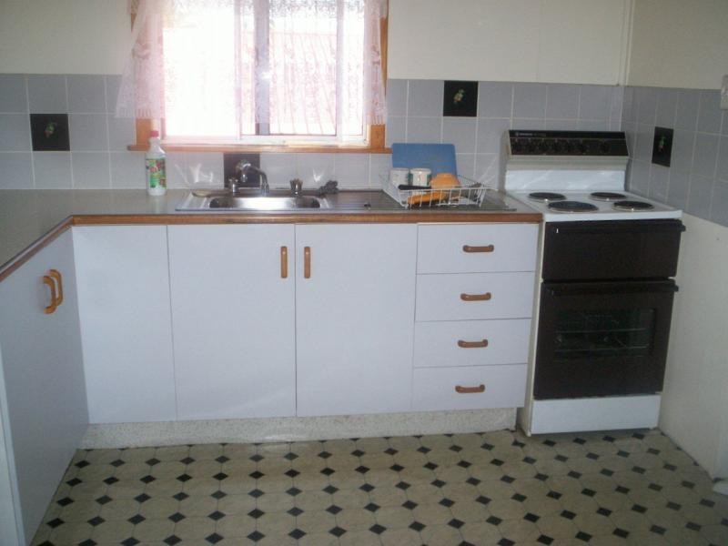 35 Ninth Ave, Railway Estate QLD 4810