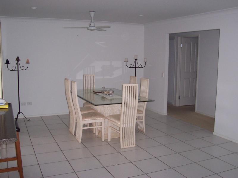 18 Dickenson Place, Kirwan QLD 4817