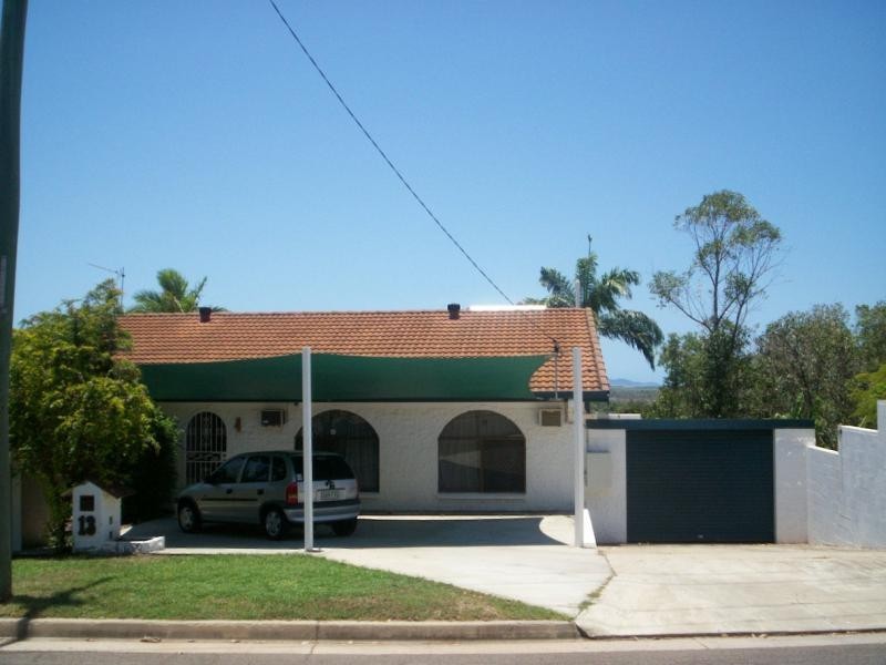 13 Dahl Crescent, Wulguru QLD 4811