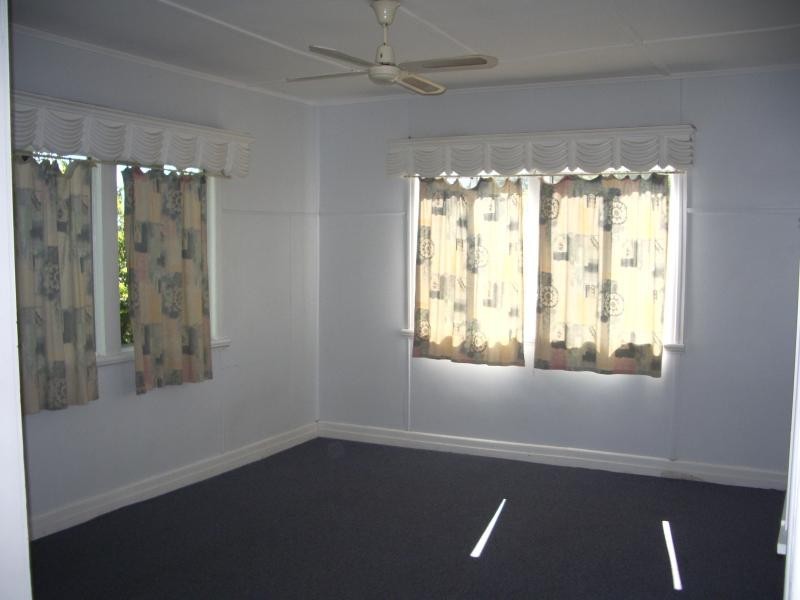 217 Ireland Street, Oonoonba QLD 4811