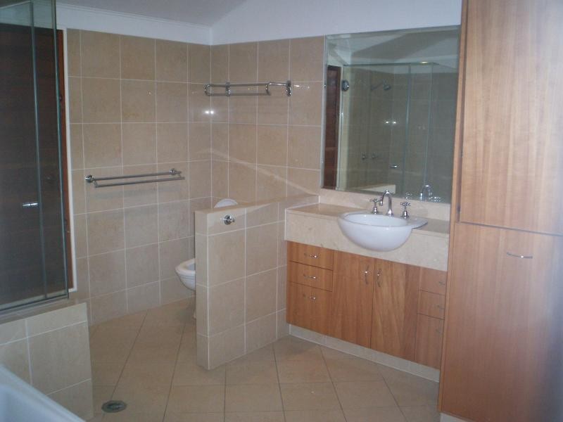 187 Upper Denham Street, Townsville City QLD 4810