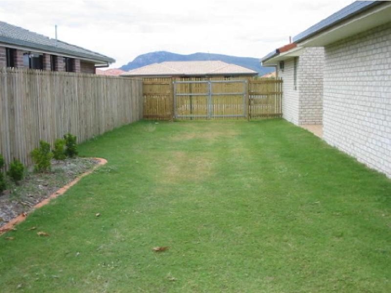 12 Wallace Circuit, Kirwan QLD 4817