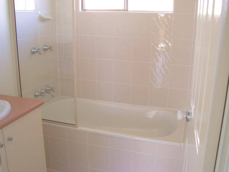 12 HILTON WAY, Mount Louisa QLD 4814