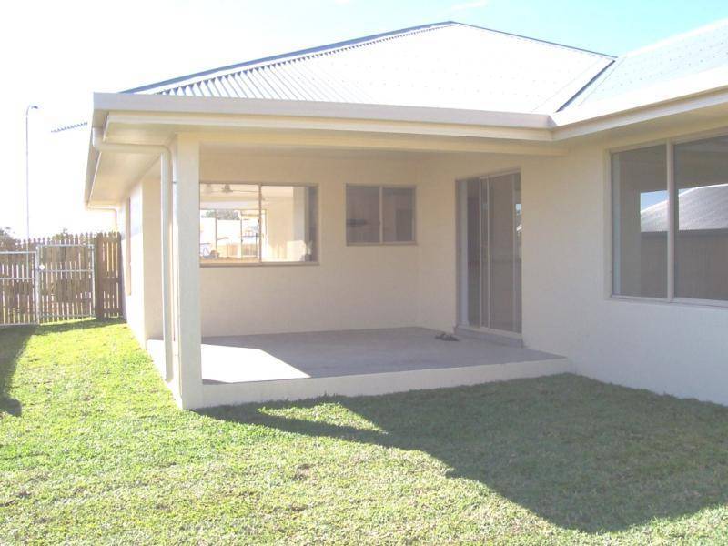 12 HILTON WAY, Mount Louisa QLD 4814