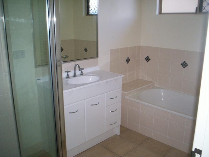 10 Sunningdale Pocket, Idalia QLD 4811