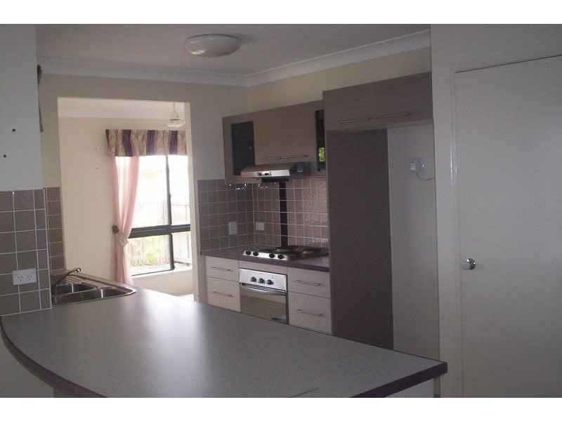 2 Kato Place, Mount Louisa QLD 4814