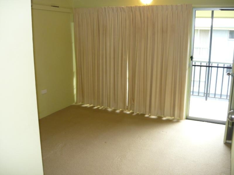 Apartment 18/109 The Strand, North Ward QLD 4810