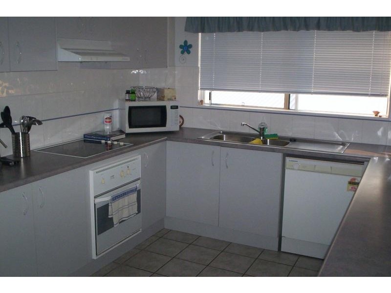 Apartment 4/108 Eyre Street, North Ward QLD 4810