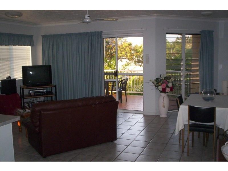 Apartment 4/108 Eyre Street, North Ward QLD 4810