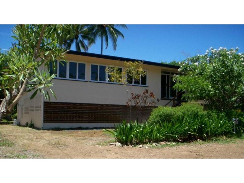 43 Wackett Street, Pallarenda QLD 4810