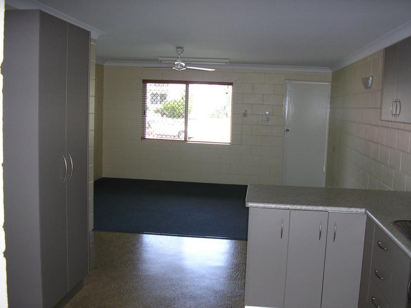 Unit 2/19 Etheridge Street, Mount Louisa QLD 4814