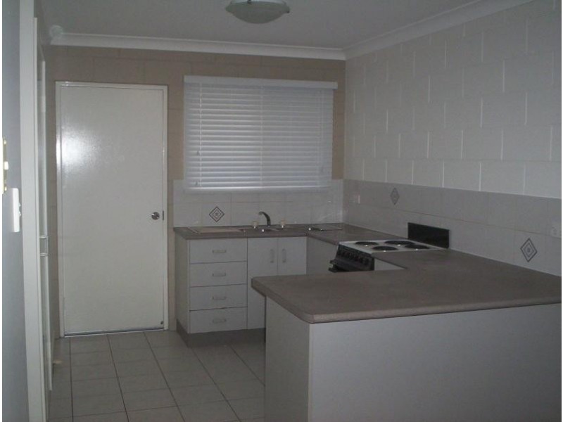 Unit 2/9 Diprose Street, Pimlico QLD 4812