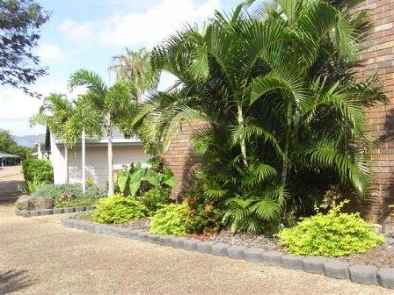 12/16 “DAKOTA VILLAS” Old Common Road, Belgian Gardens QLD 4810