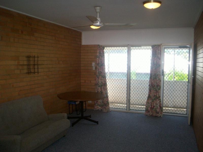Unit 4/32 Paxton Street, North Ward QLD 4810