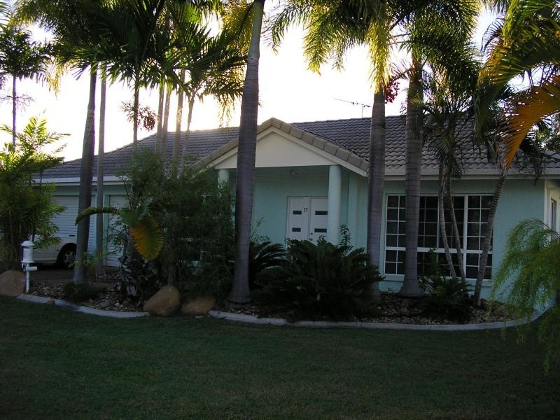 17 WAVEHILL DRIVE, Annandale QLD 4814