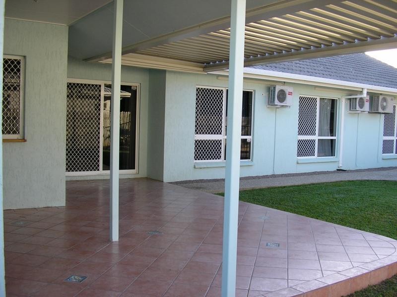 17 WAVEHILL DRIVE, Annandale QLD 4814