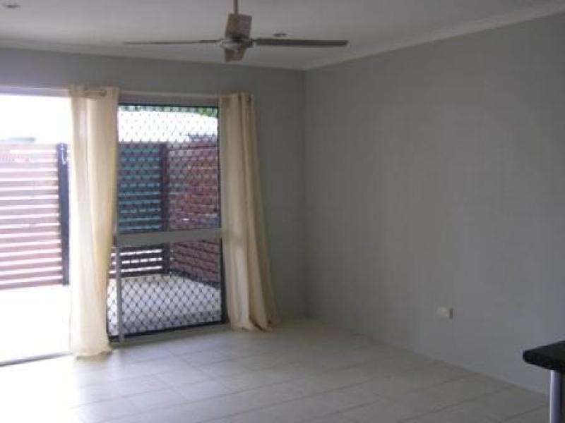 Unit 2/17 Crowder Street, Garbutt QLD 4814