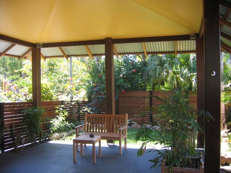 16 Yule Street, Picnic Bay QLD 4819