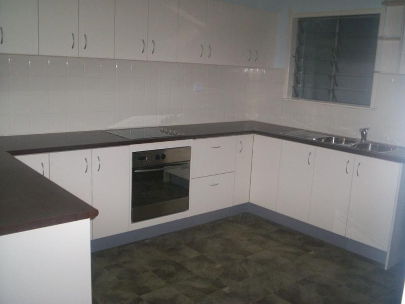 85 Albert Street, Cranbrook QLD 4814