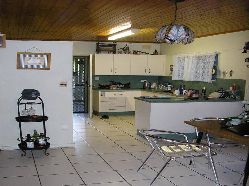 1327 RIVERWAY DRIVE, Kelso QLD 4815