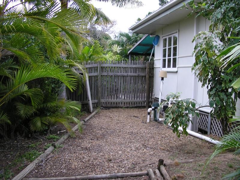 24 Rose Street, North Ward QLD 4810