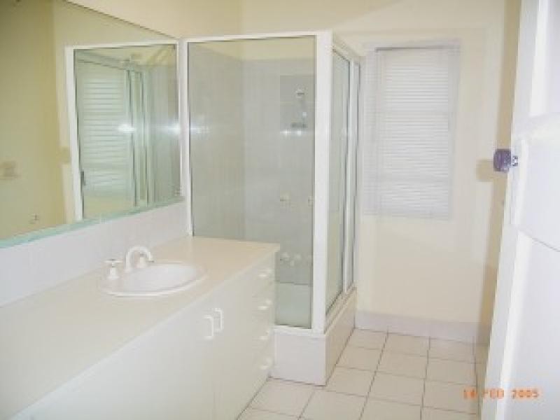 24 Rose Street, North Ward QLD 4810