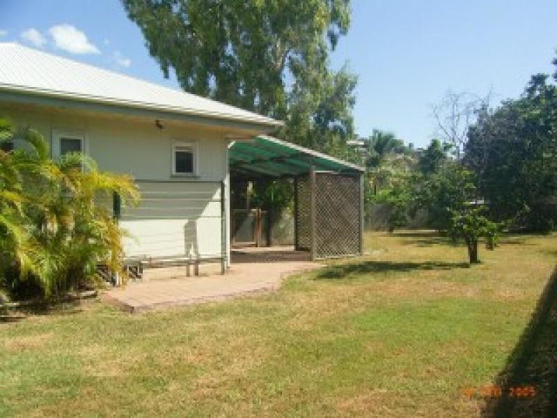 24 Rose Street, North Ward QLD 4810