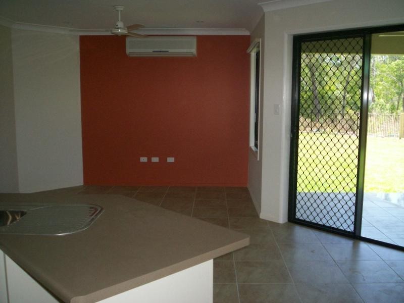 3 Hook Place, Bushland Beach QLD 4818