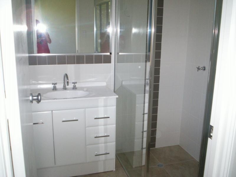 3 Hook Place, Bushland Beach QLD 4818