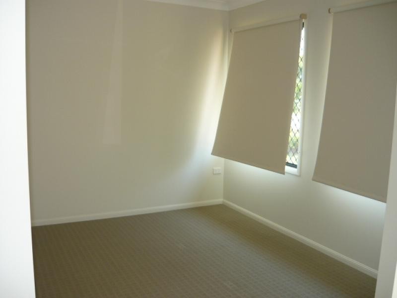 3 Hook Place, Bushland Beach QLD 4818