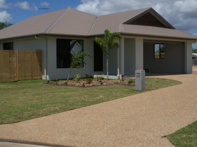 6 Meridian Court, Burdell QLD 4818