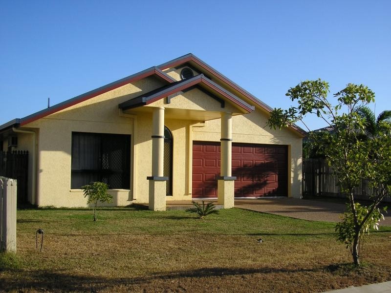 3 Finch Lane, Douglas QLD 4814