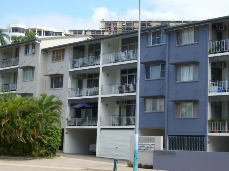 13/33 The Strand, North Ward QLD 4810
