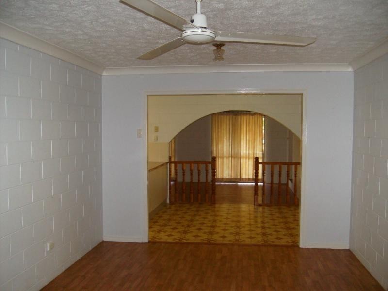 2 Brady Road, Oak Valley QLD 4811