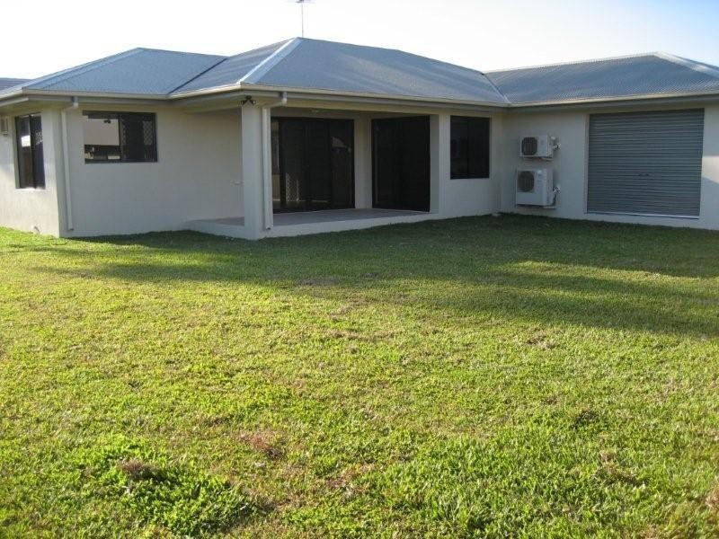 5 Fitzallan Street, Bushland Beach QLD 4818