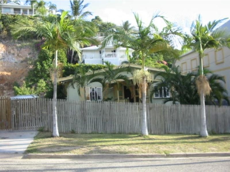 7 CARTER STREET, Townsville City QLD 4810