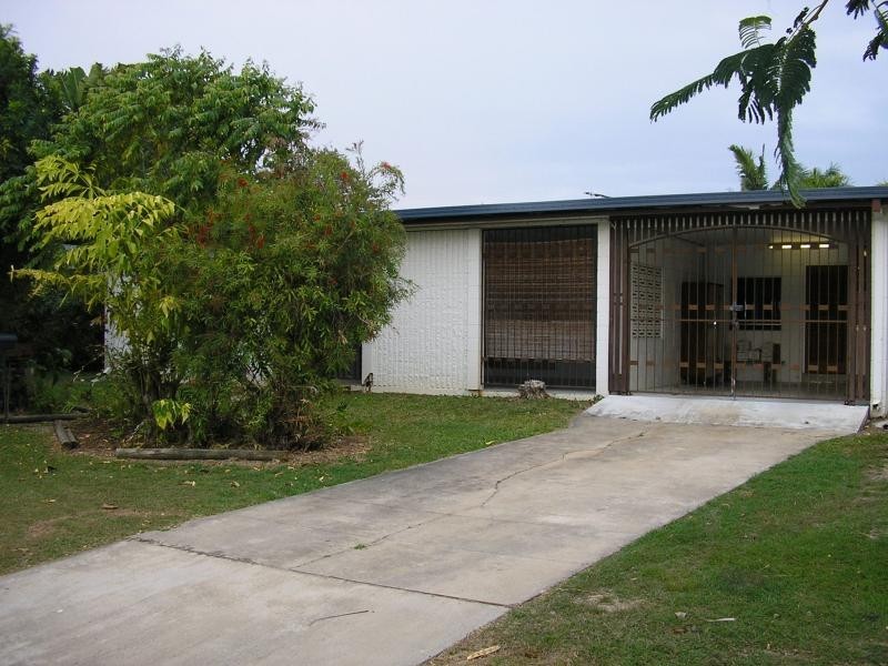 10 MARLOO STREET, Cranbrook QLD 4814