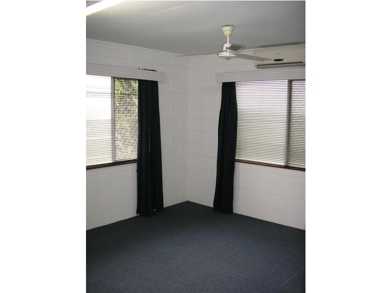 10 MARLOO STREET, Cranbrook QLD 4814