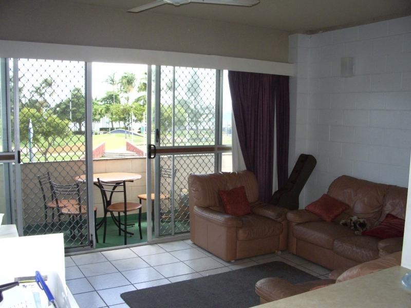 Unit 1/91 The Strand, North Ward QLD 4810