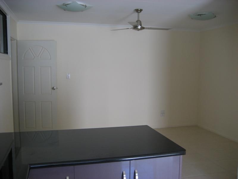 Unit 1/21 Warburton Street, Townsville City QLD 4810