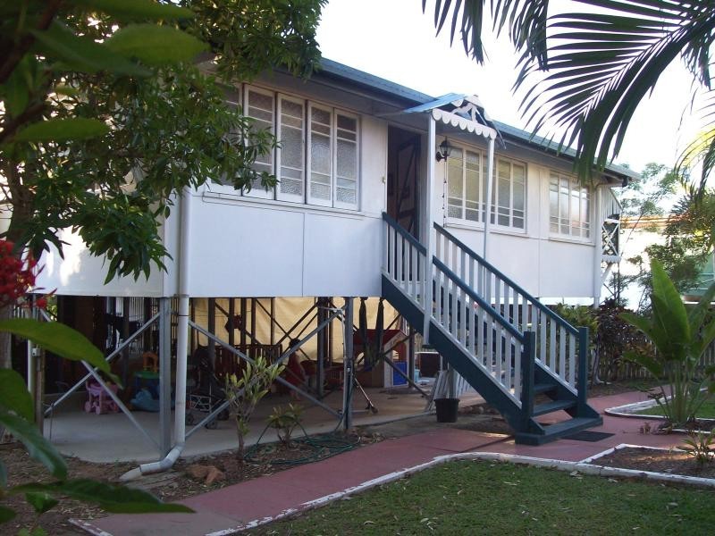 5 Bundock, North Ward QLD 4810