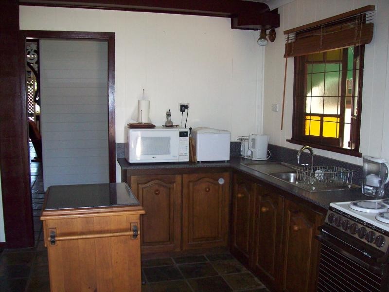 71 Ackers Street,, Hermit Park QLD 4812