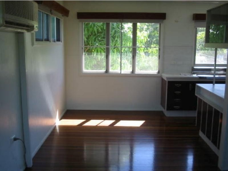 3 Mary Street, West End QLD 4810