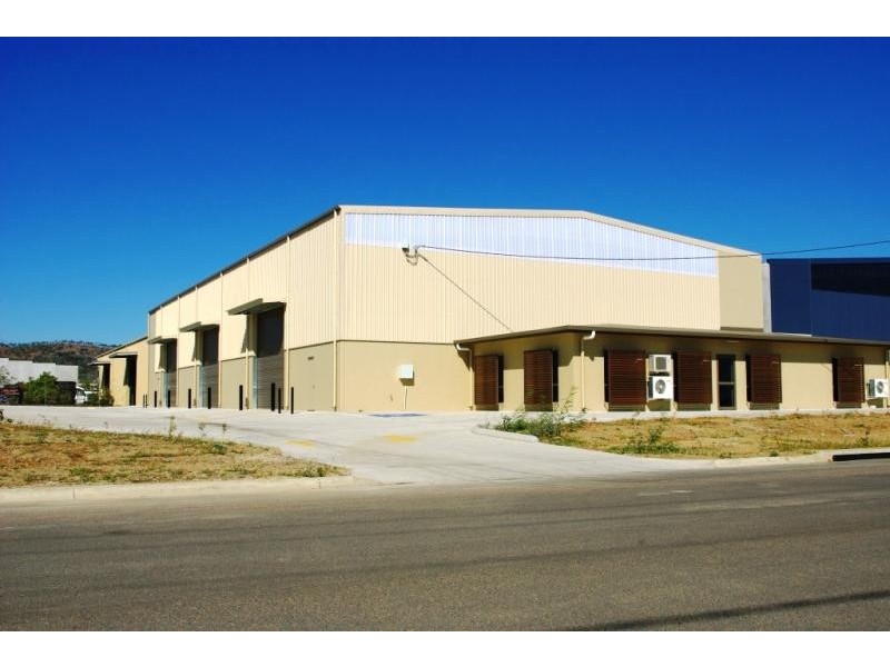 60 Crocodile Crescent, Mount St John QLD 4818