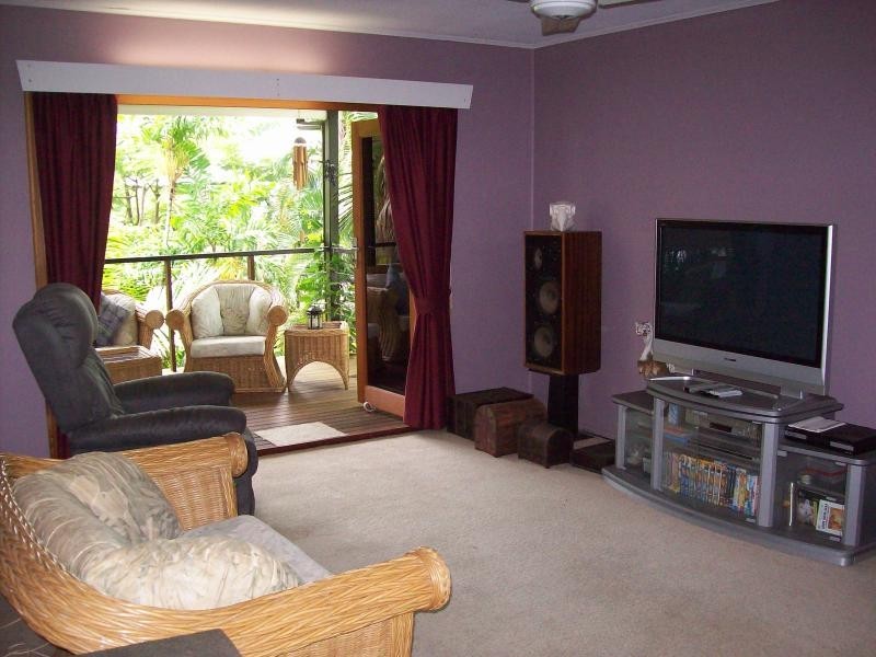 2 Marks Street,, Hermit Park QLD 4812