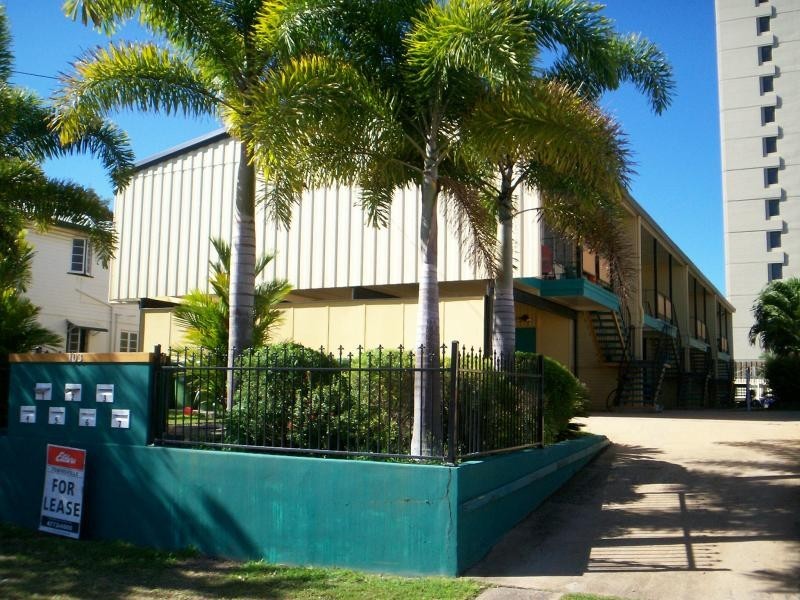 Unit 6/103 Mitchell Street, North Ward QLD 4810
