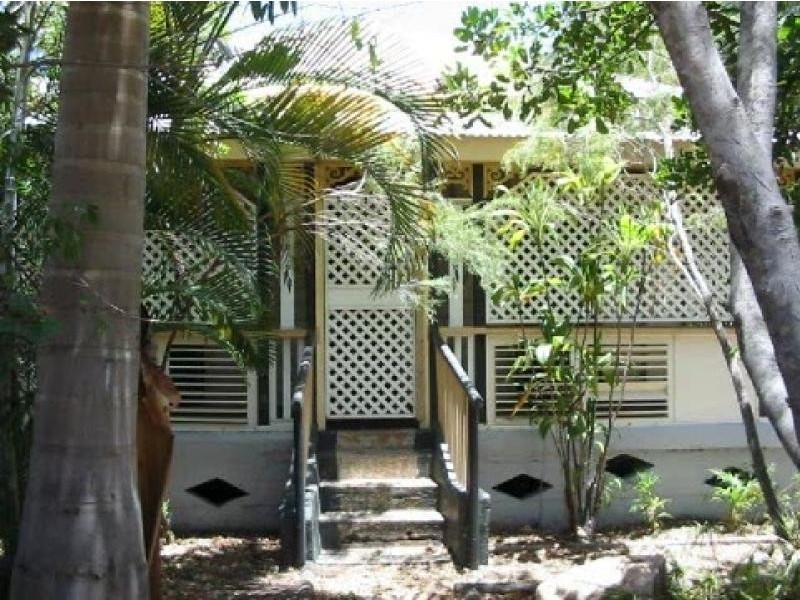 1/56 McIlwraith St, South Townsville QLD 4810