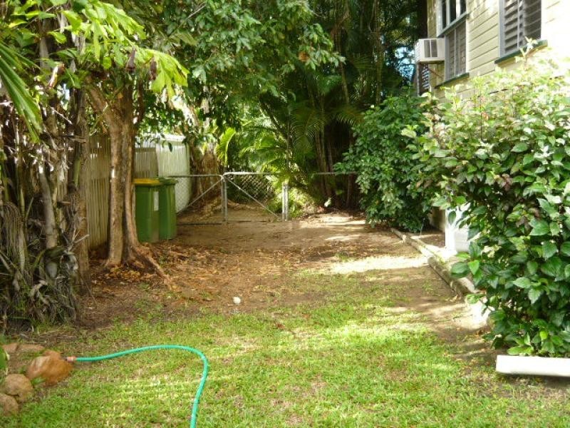 10 Condamine Street, Wulguru QLD 4811